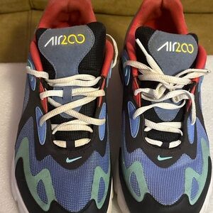 Nike Air 200 Kids' Blue and Black Sneakers